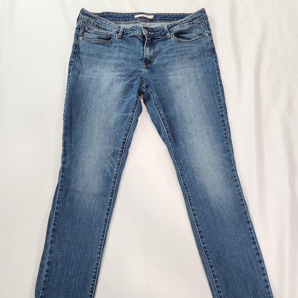 Levi's Women's 711 Skinny Jean Medium Wash Size 32x29    Lot A - Picture 1 of 7